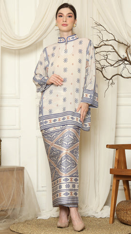 Ivory Ikat HC neck Sarung Set