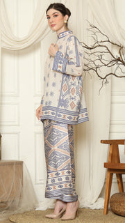 Ivory Ikat HC neck Sarung Set