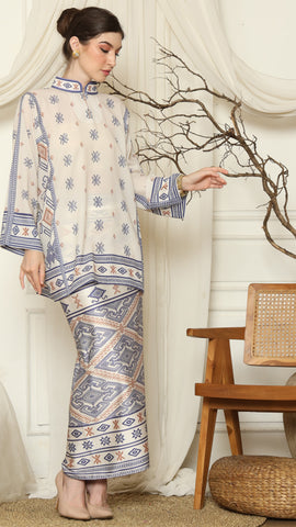 Ivory Ikat HC neck Sarung Set