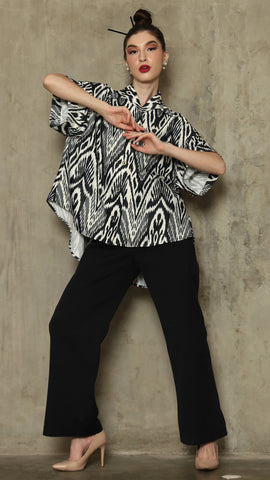 BLACK IKAT OVERSIZED TOP WITH DETAIL STICHED