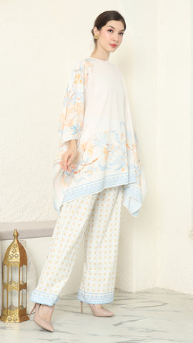 White Blue Flower R-neck Pants Set