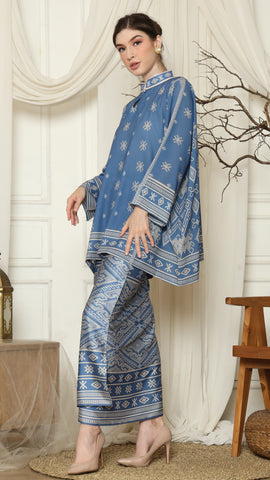 Saphire Ikat HC neck Sarung Set