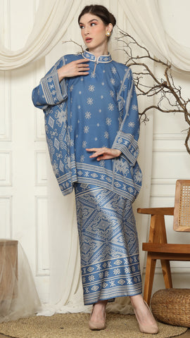 Saphire Ikat HC neck Sarung Set